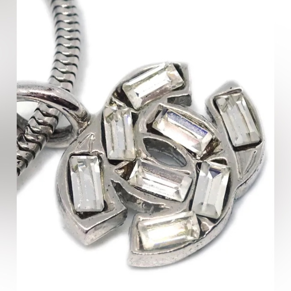 Chanel rhinestone-embellished CC pendant bracelet - Picture 4 of 7